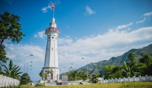 Bầu trời và một công trình